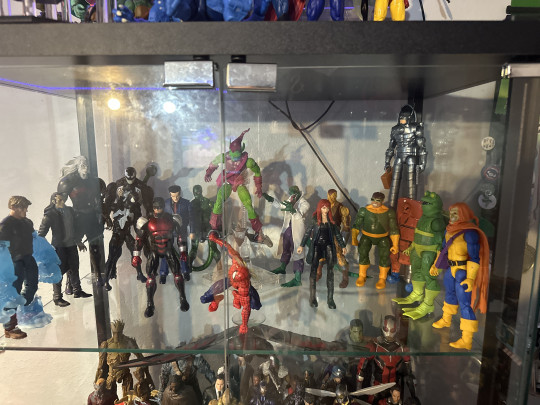 Display by Kaiyot1