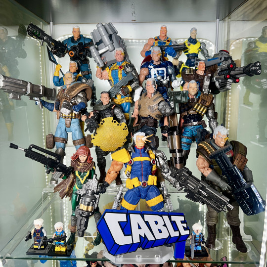 Display by Askani’son