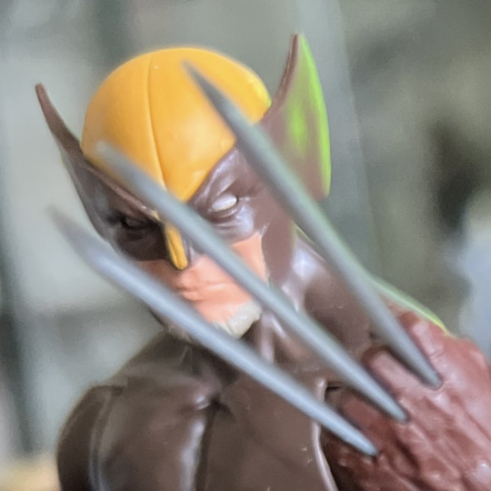 Display by WeaponXXIV: Wolverine