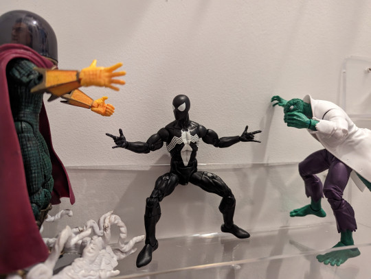 Display by BasharTeg