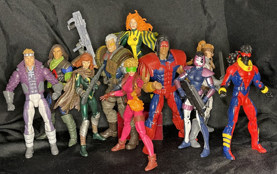Display by Jurantula: Classic X-Force